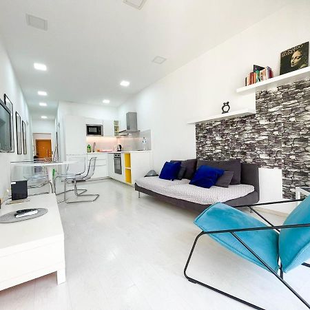 Leon Apartment - Highly Modern Sliema Stay Exterior photo